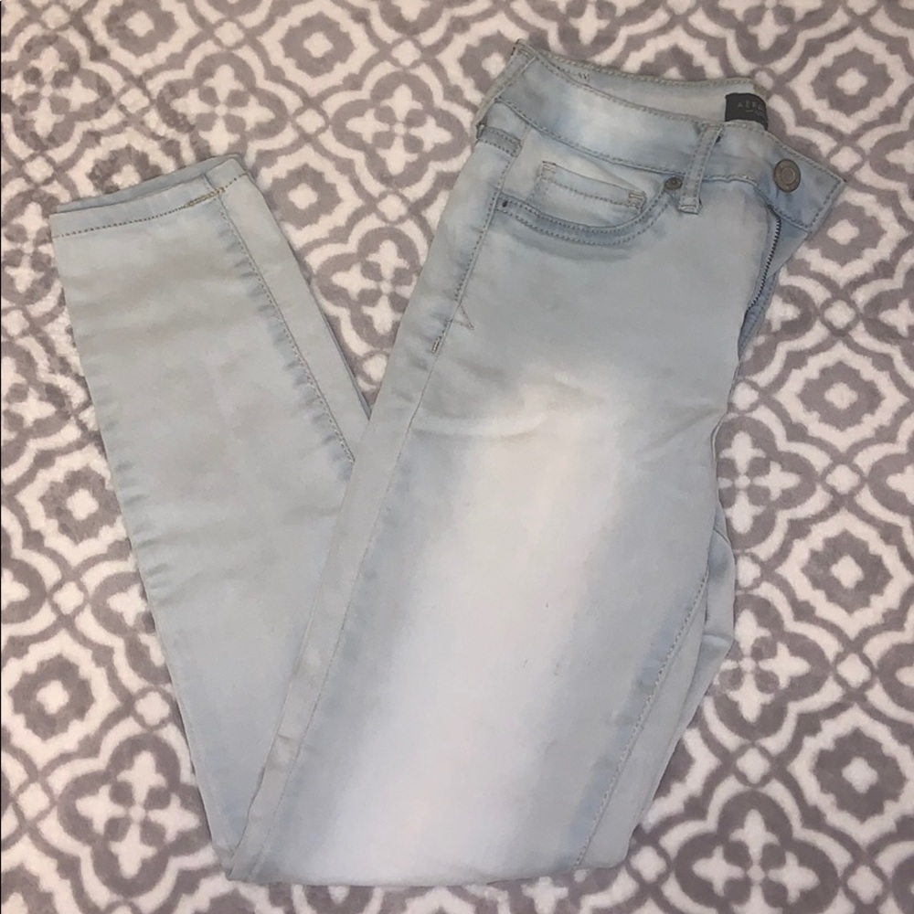 Light Wash Jeans
